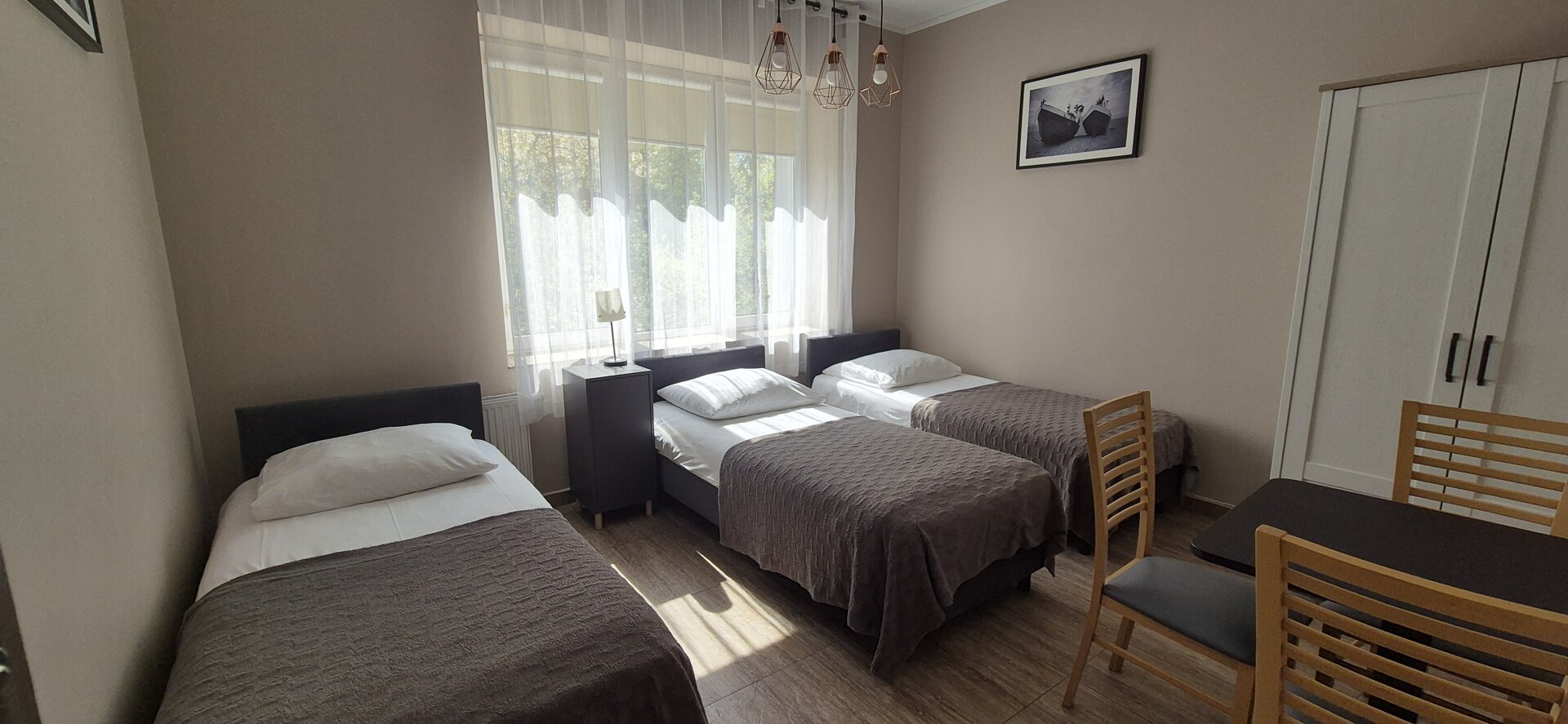 Pokój trzyosobowy nr 2